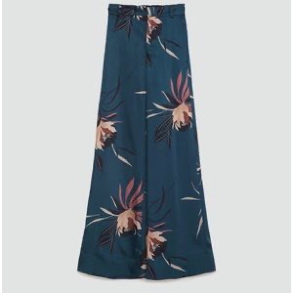 Zara Floral Satin Pants - Picture 2 of 3